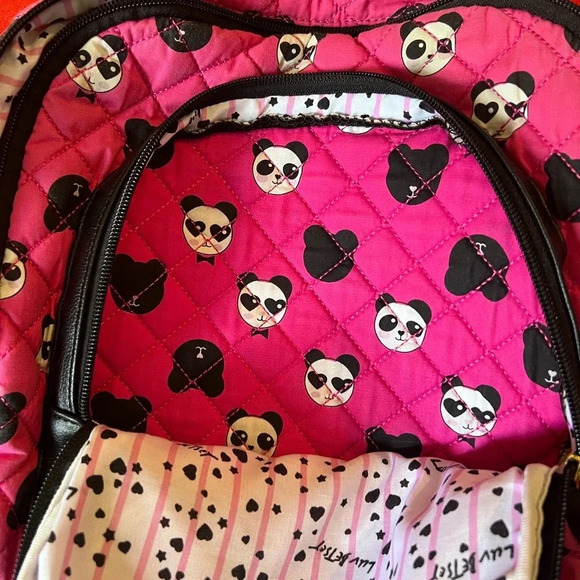 🐼🐼 Betsey Johnson pink & black panda backpack in great, clean condition 🐼🐼 - Picture 5 of 13